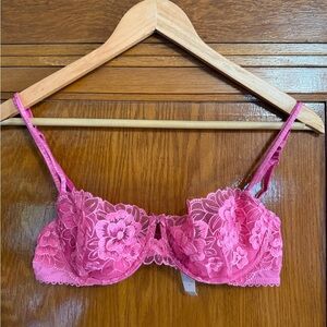 Victoria's Secret Vintage Hot Pink Floral Lace Bra